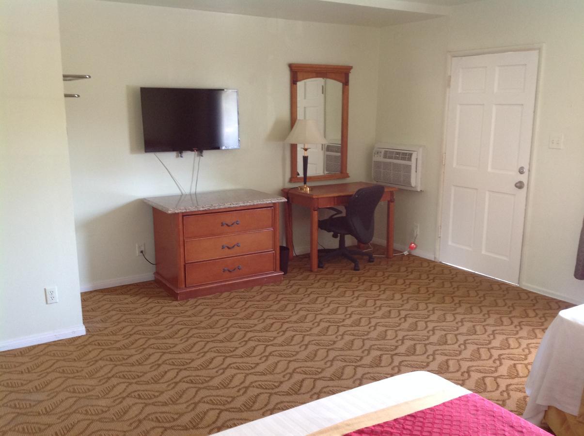 Elsinore Hotsprings Motel レイクエルシノア エクステリア 写真